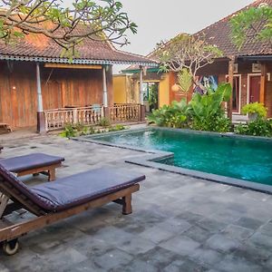 Griya Pasir Ukir
